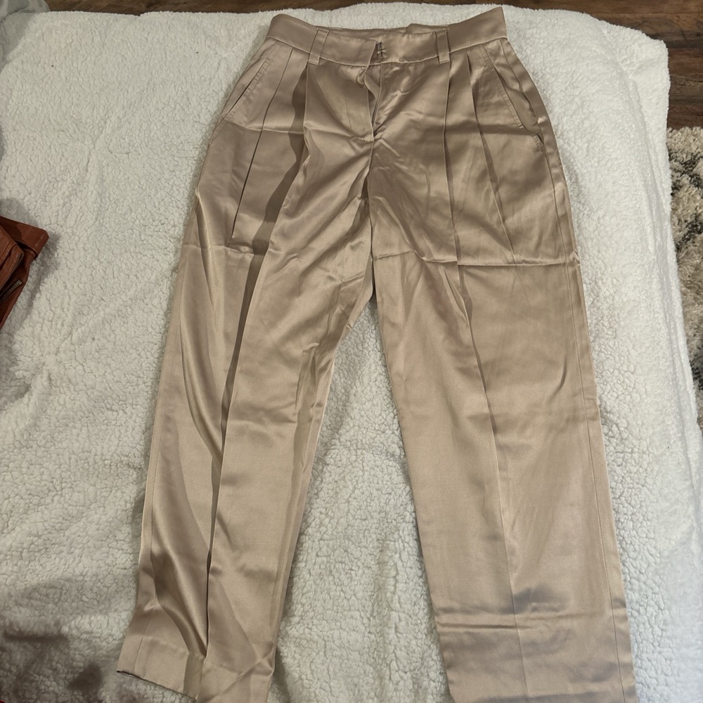 Women’s trousers